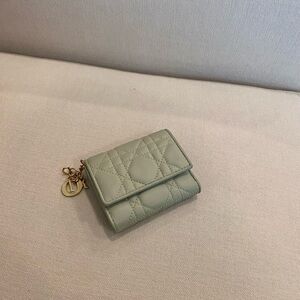 Dior wallet